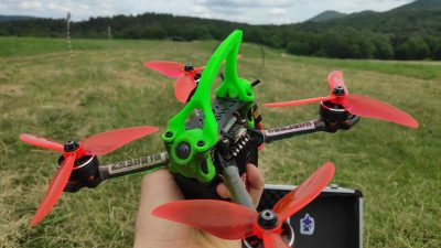 FlyingBee3D - 3D nyomtatás :: FPV drón alkatrészek